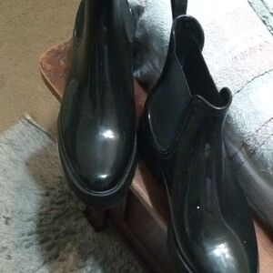 Capelli of New York Glossy Black Rain Boots